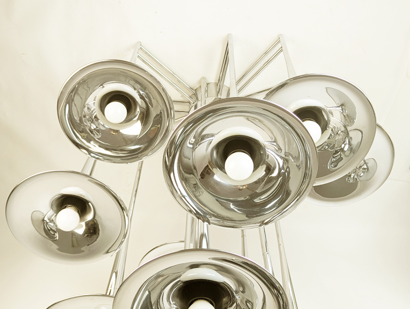 Chrome plated metal 1970s 12-lights trumpet chandelier by Reggiani_01 12-light tromba chandelier, Goffredo Reggiani for Reggiani illuminazione, 1960-70s Chrome Plated Metal & Brass