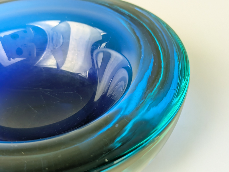 blue violet & green Murano glass ashtray by Seguso_01 Centerpiece, Seguso Vetri d’ Arte, 1960s Murano Glass