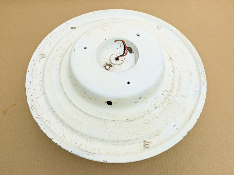 white opalone glass & painted metal 1960 Omega ceiling lamp by Artemide_08 Omega, Vico Magistretti for Artemide, 1960s. Opaline Glass, Brass, Painted Metal