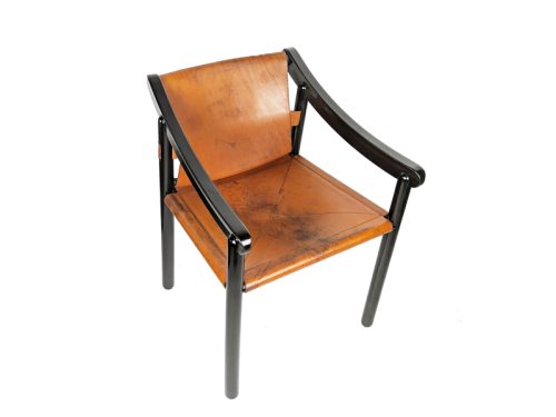 905 dining chair, set of 4, Vico Magistretti for Figli di Amedeo Cassina, Italy), 1964 Laquered Wood, Leather