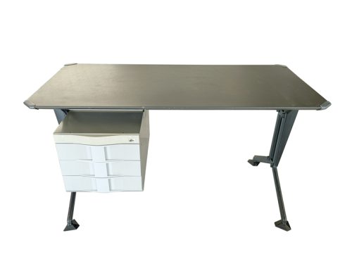 Arco desk, Studio BBPR (Banfi, Belgioioso, Peressuti, Rogers) for Olivetti, 1960s Painted Metal, skai & Plastic