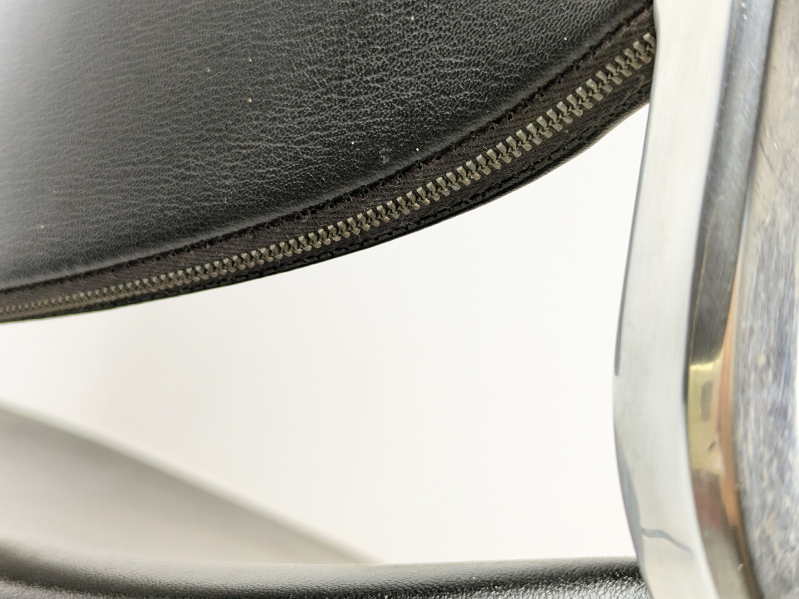 Aluminum, gray plastic & black skai 1970s office chair by anonima Castelli_10 DSC 106, Anonima Castelli, 1970s Skai, Aluminum, Plastic