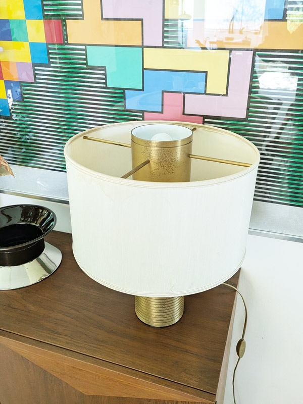 Brushed brass, painted metal & fabric 1970s table lamp_12