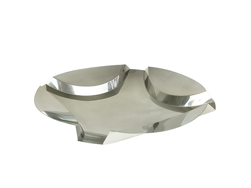 steel centerpiece by Panzeri for Robots Milano_00