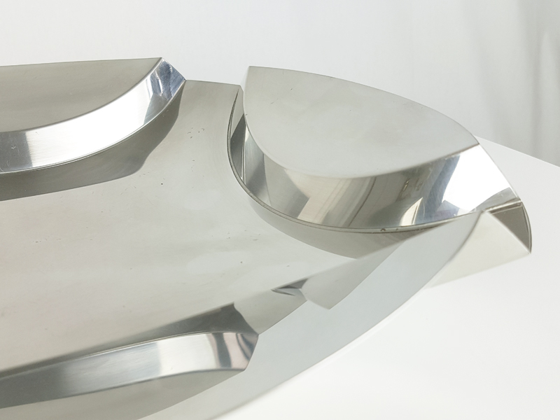 steel centerpiece by Panzeri for Robots Milano_02